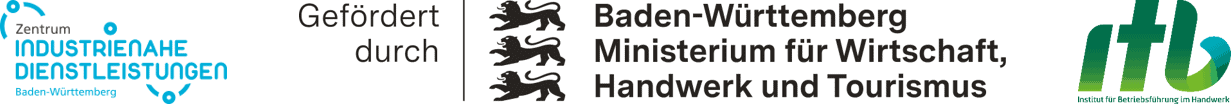 Blick auf die itb Karlsruhe Messe mit Besuchern und Ausstellern.