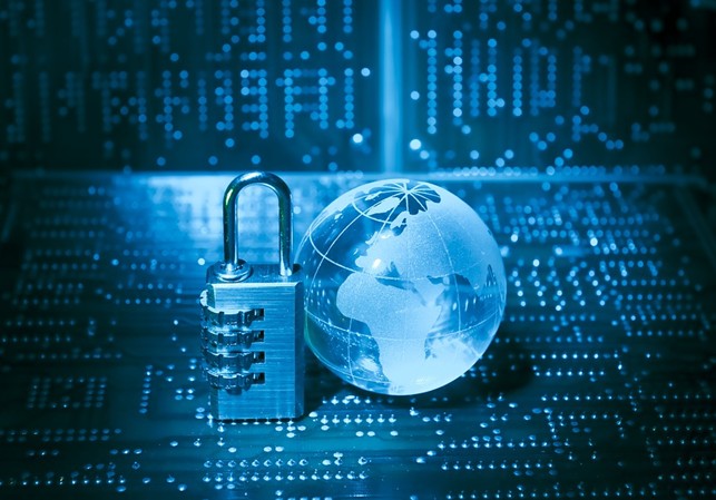 Abbildung 1: Symbolbild IT-Sicherheit; Foto: Pixabay, axbenabdellah_DHI-News Juli25